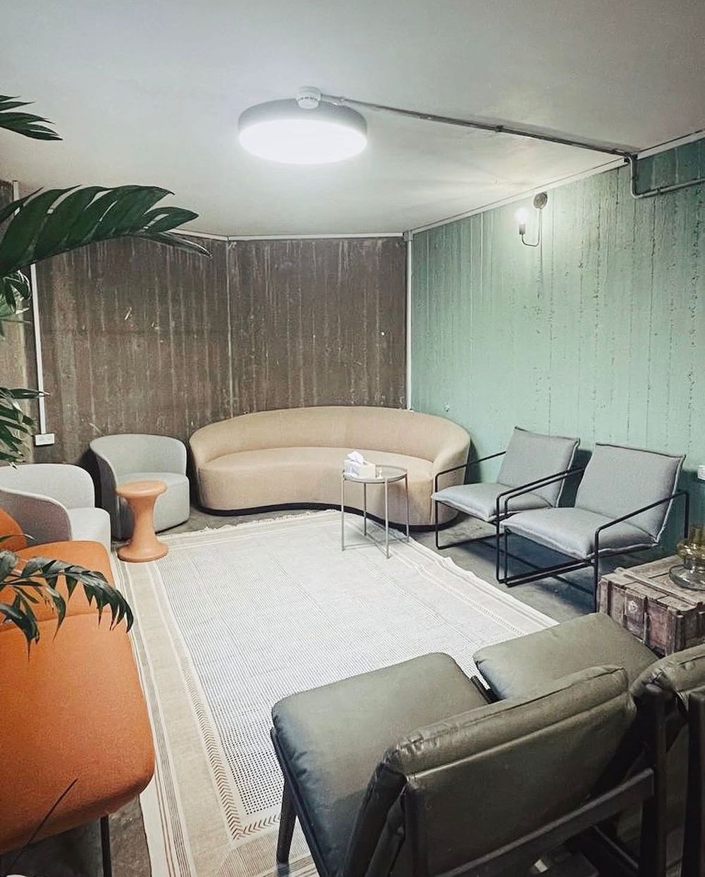 שיפוץ משרדים — לפני