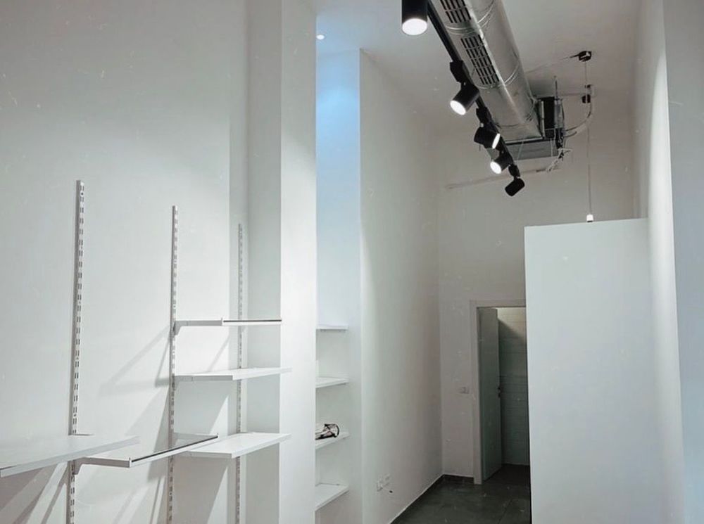 שיפוץ וחידוש חנויות — זווית 1